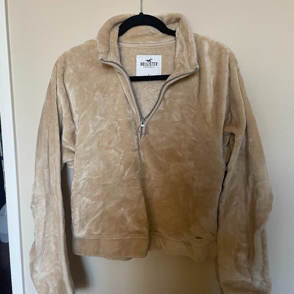 Hollister Tan Quarter Zip, Faux Fur Fuzzy Cropped Pullover